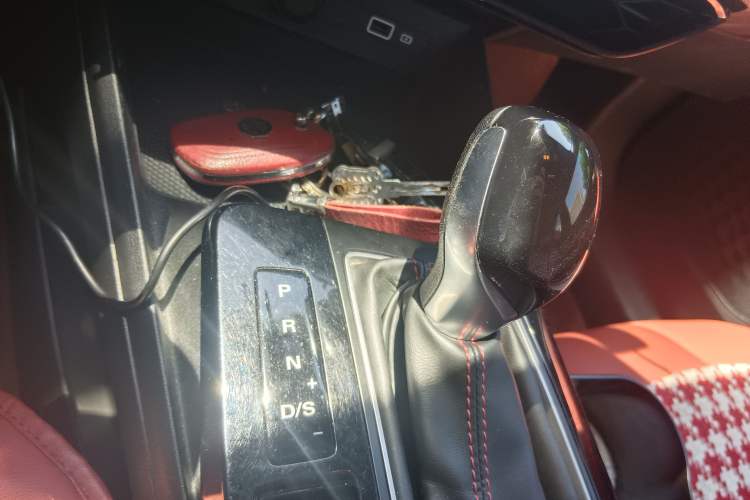Used MG 5 2023 180 DVVT CVT Luxury Edition