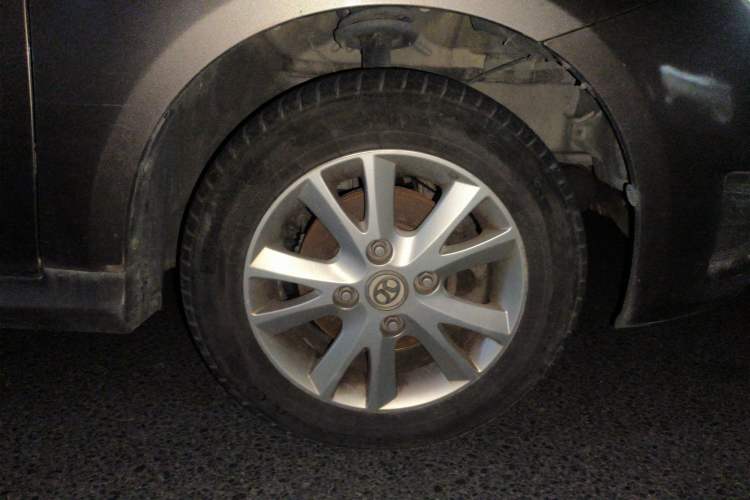 Used BAIC E Series 2013 Sedan 1.5L Manual Lotte Edition