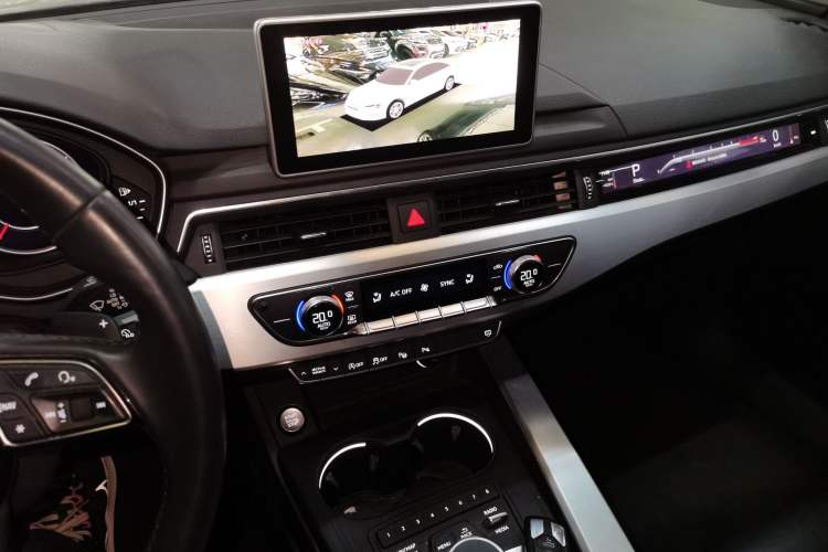 Used Audi A4L 2019 40 TFSI Fashion Edition China VI Emission Standard