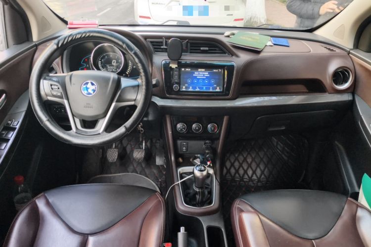 Used Venucia M50V 2017 1.5L XL Manual Comfort Edition
