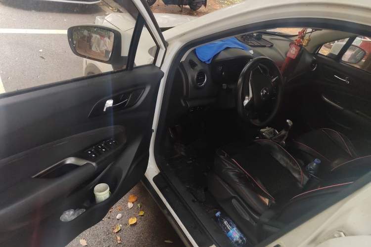 Used CHANGAN CS15 2016 1.5L Manual Fashion Edition Driver Seat