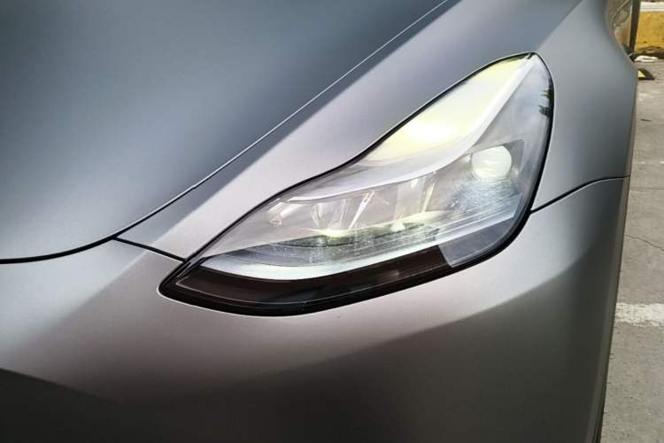 Used Tesla Model Y 2023 Rear-Wheel-Drive Version