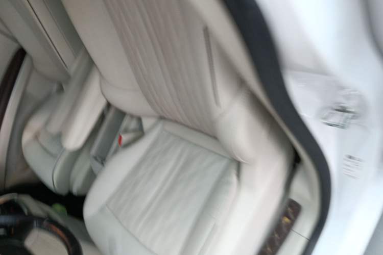 Used Buick GL8 2022 Land Business Class 652T Luxury Model
