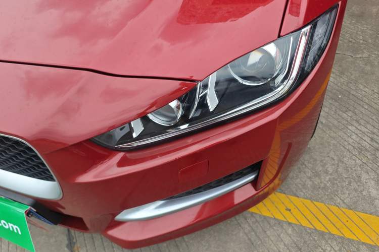 Used Jaguar XE 2015 2.0T 200 PS R-Sport