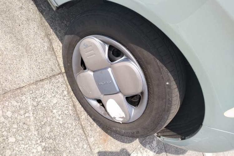 Used Geely Galaxy Panda 2023 Panda Mini 200km Endurance Bear
