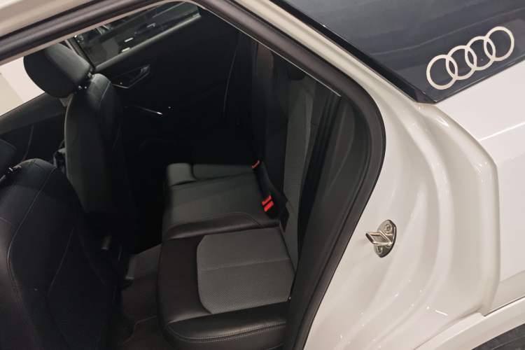 Used Audi Q2L 2020 35 TFSI Fashionable and Elegant Model