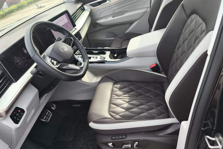 Used Volkswagen Tavendor 2023 380TSI Four-Wheel Drive R-Line Cruise Edition Left Front Seat