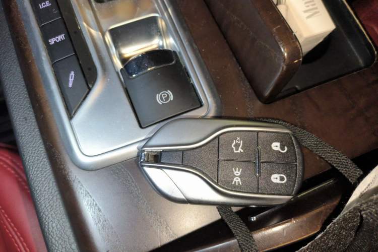 Used Maserati President 
