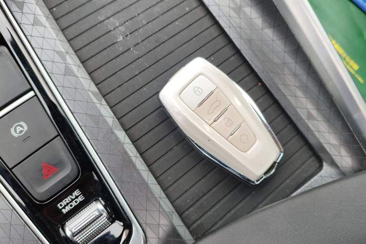 Used Geely Auto Preface 2023 1.5TD Kunlun Edition Vehicle Key