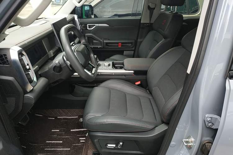 Used JETOUR Traveler 2023 2.0T All-Wheel-Drive CrossPRO