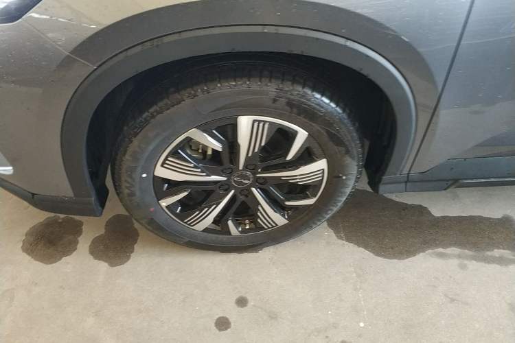 Used BYD Sealion 05 DM-i 2025 DM-i 75KM Luxury Model Left Front Wheel Hub