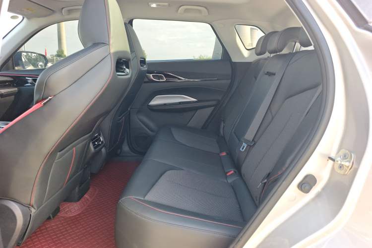 Used Oshan Z6 2022 Blue Whale 1.5T DCT Luxury Model
