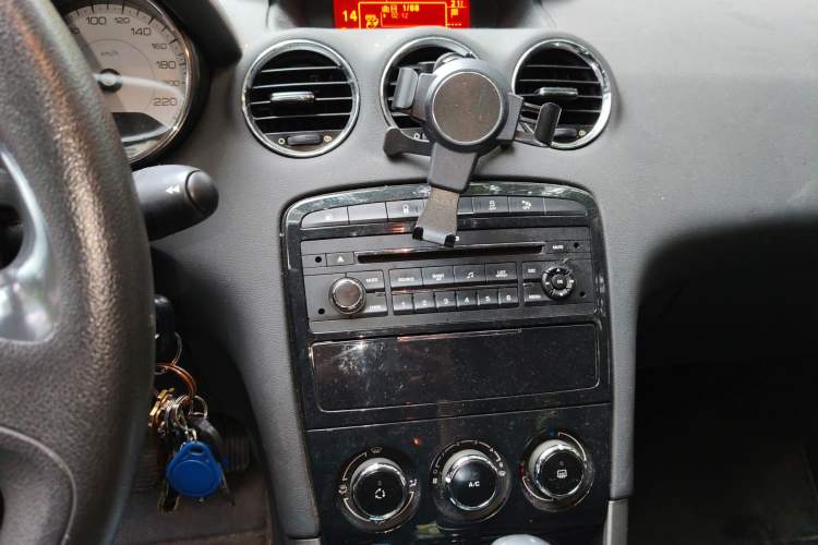 Used Peugeot 408 2013 2.0L Automatic Comfort Edition