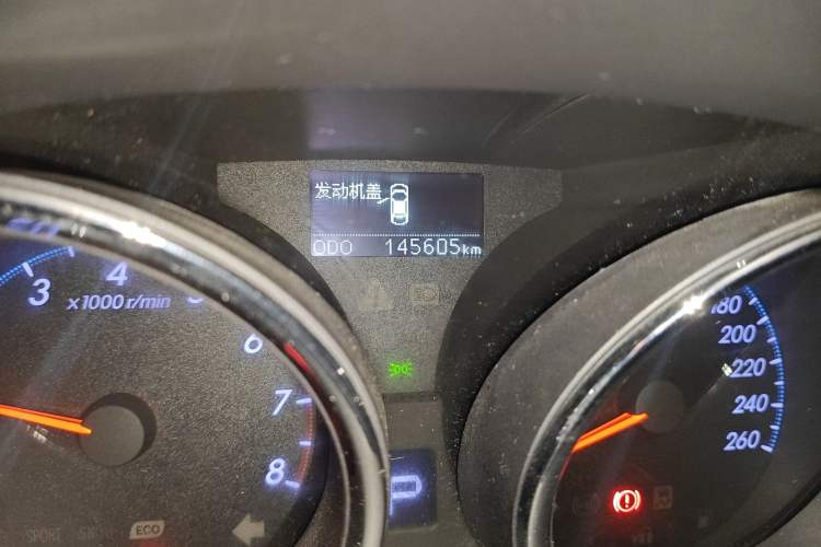 Used Toyota Reiz 2010 2.5S Fengdu Jinghua Edition Odometer Close Up
