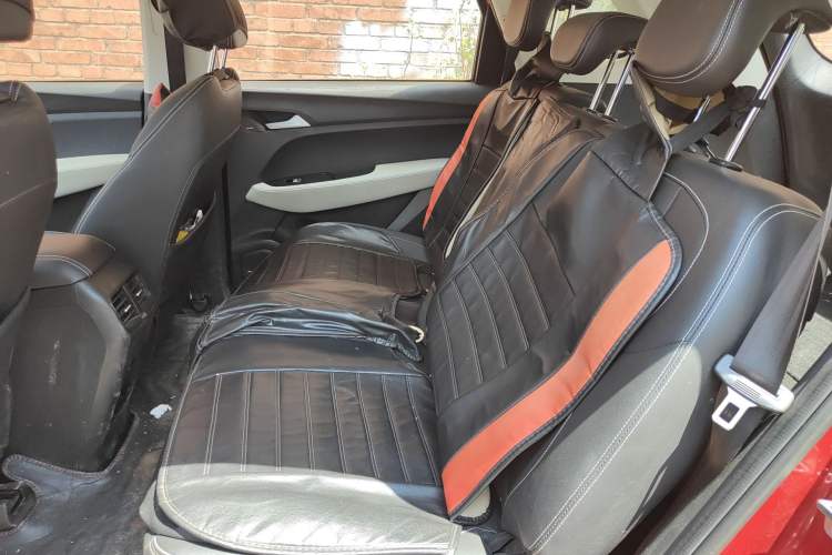 Used Baojun 530 2019 1.5T Manual Luxury 7-seater National V Left Rear Seat