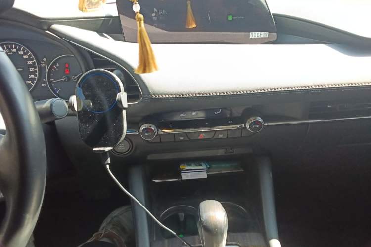 Used Mazda 3 Axela 2020 2.0L Automatic Zhiya Edition
