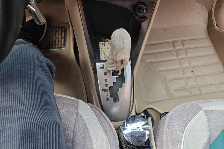 Used Toyota YARiS L Zhi Xuan 2014 1.5G Automatic Xuan Dong Edition