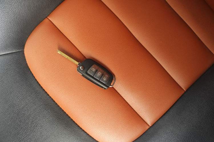 Used Geely Auto Diamond 2016 1.5L Manual Elite Edition Interior 1