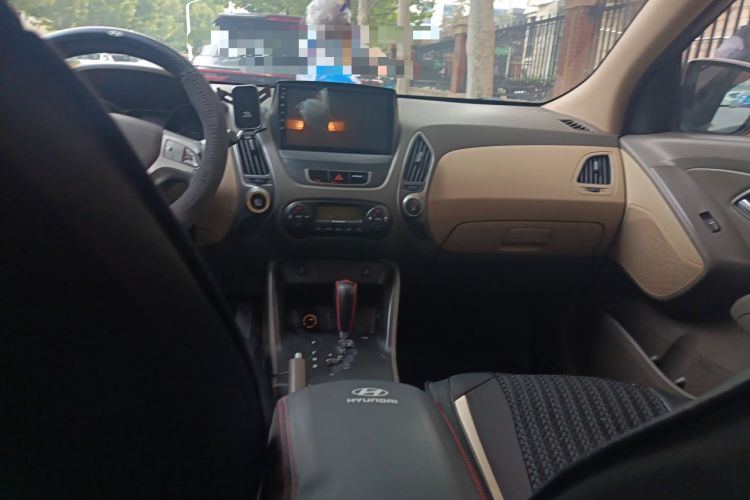 Used Hyundai ix35 2010 2.0L Automatic Two-Wheel Drive Elite Edition GLS
