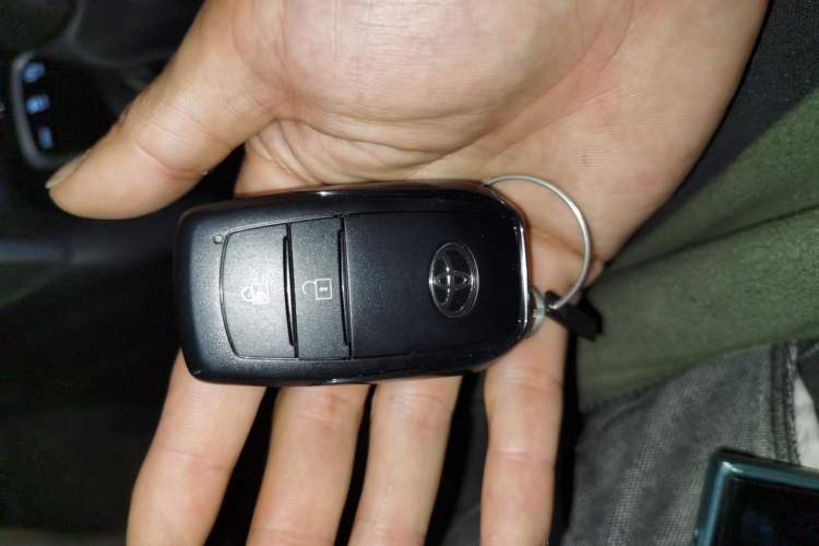 Used Toyota FRONTLANDER 2023 2.0L CVT Luxury Edition