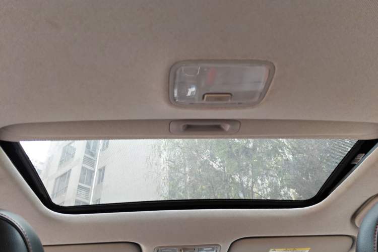 Used Kia K3 2016 1.6L Automatic GLS Headliner