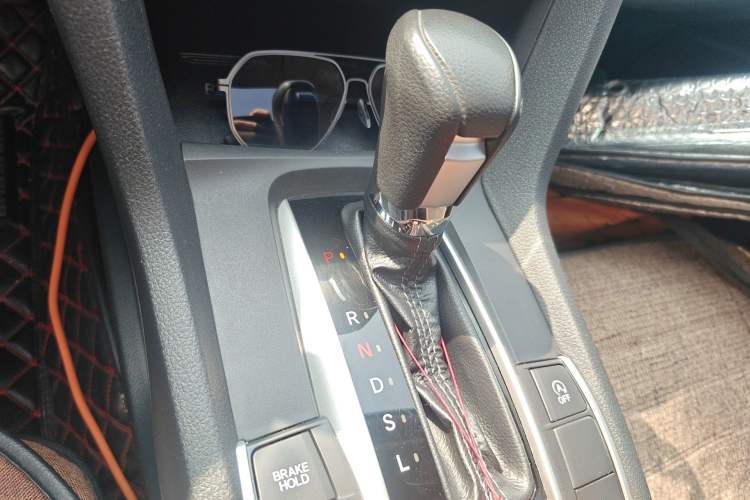 Used Honda Civic 2016 220TURBO CVT Luxury Edition
