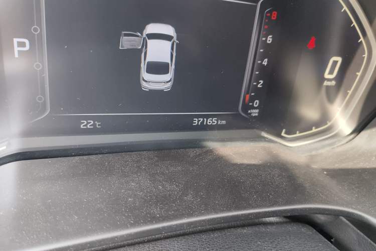 Used Kia K3 2021 1.5L CVT Fashion Edition Odometer Close Up