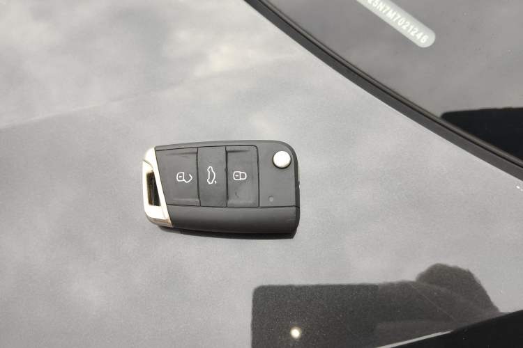 Used Volkswagen Tayron 2020 330TSI Two-Wheel Drive Luxury Smart Connectivity Version