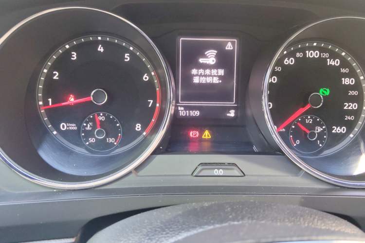 Used Volkswagen Tiguan L 2017 330TSI Automatic Two-Wheel Drive Luxury Edition Odometer Close Up