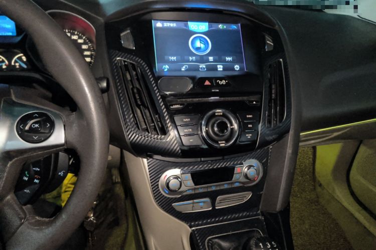 Used Ford Focus 2012 Sedan 1.6L Manual Fashion Edition