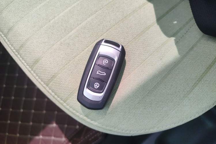 Used Geely Galaxy Panda 2023 Panda Mini 120km Super Cute Bear