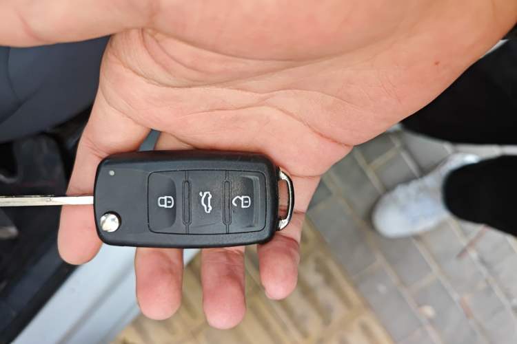 Used Volkswagen Santana 2015 1.4L Manual Fashion Edition