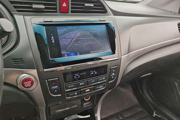 Used Honda Crider 2016 1.8L CVT Leading Edition Audio And AC Panel