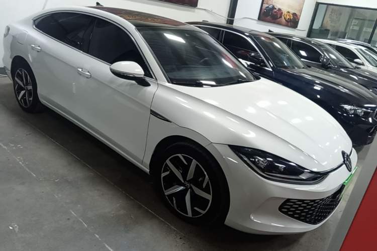 Used Volkswagen Lamando 2022 Lavida L 280TSI DSG Cool & Spicy Edition
