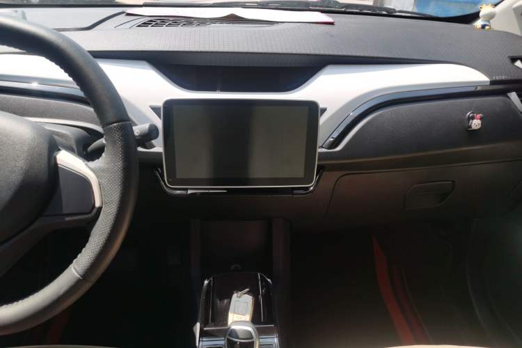 Used JMEV Ezi EV3 2019 Yuepao Version Audio And AC Panel