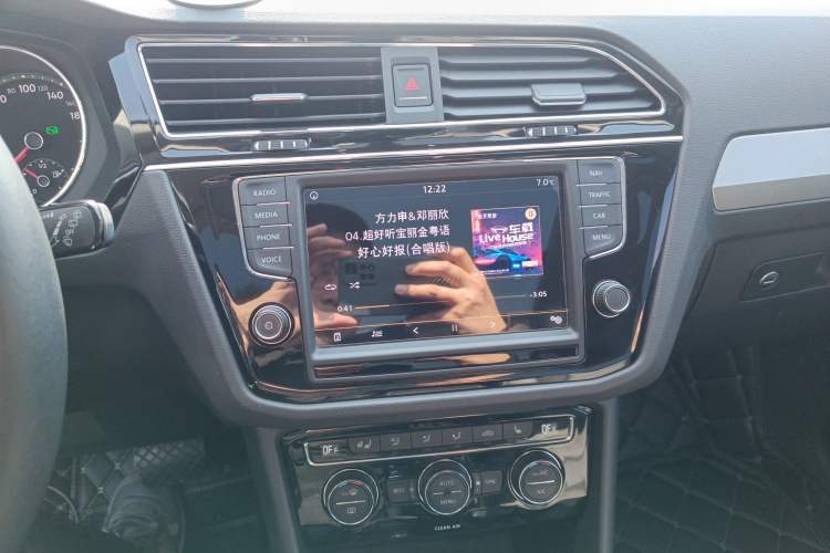 Used Volkswagen Tiguan L 2017 330TSI Automatic Two-Wheel Drive Luxury Edition
