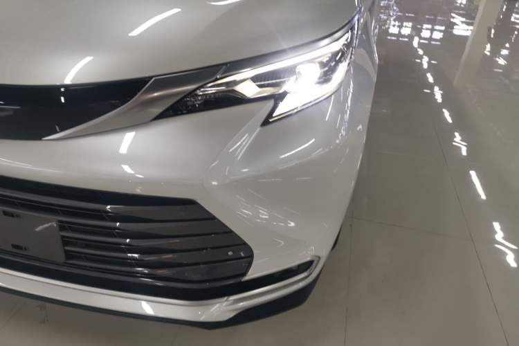 Used Toyota SIENNA 2021 2.5L Hybrid Ultimate Edition
