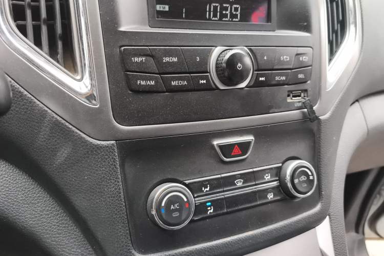 Used CHANGAN KAICHENG Ruixing S50 2017 S50V 1.5L Manual Logistics Version I China V Standard