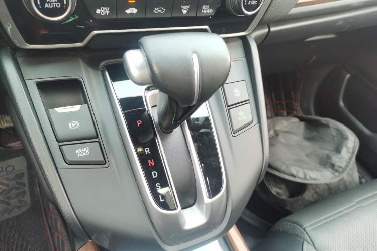 Used Honda CR-V 2021 240TURBO CVT 2WD Fashion Edition
