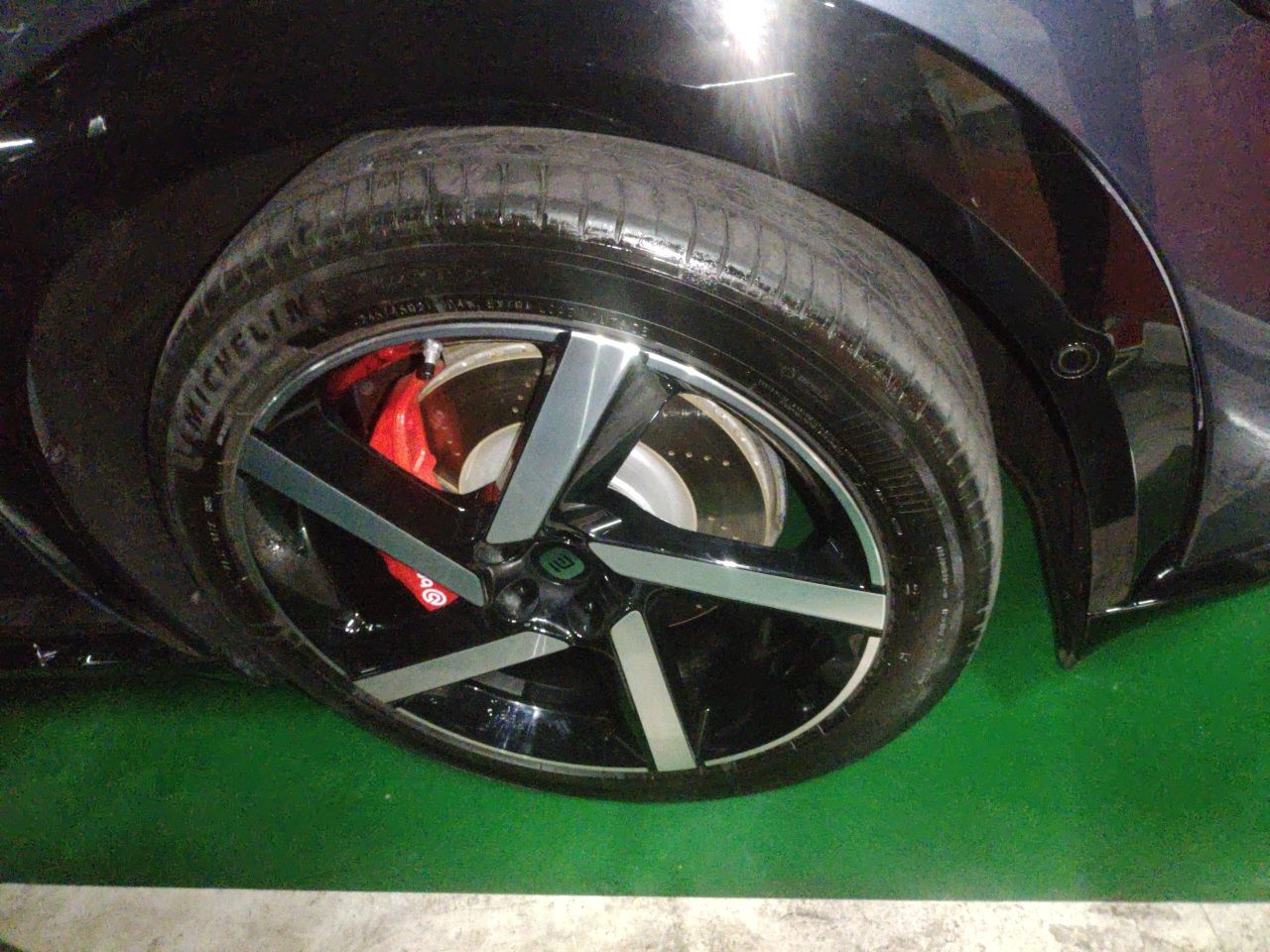 Xiaomi Auto YU7 2025 Ultra-Long Range High-Performance All-Wheel-Drive Max Edition — снимка 8