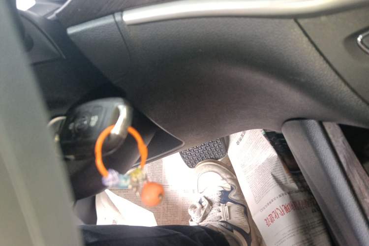 Used Buick Verano 2018 Sedan 20T Dual-Clutch Leading Model Interior 1