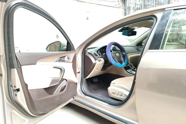 Used Buick Regal 2012 2.0L Luxury Edition