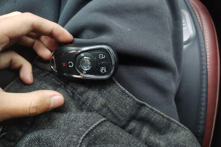 Used Buick LaCrosse 2013 2.0T SIDI Smart Luxury Flagship Edition Vehicle Key