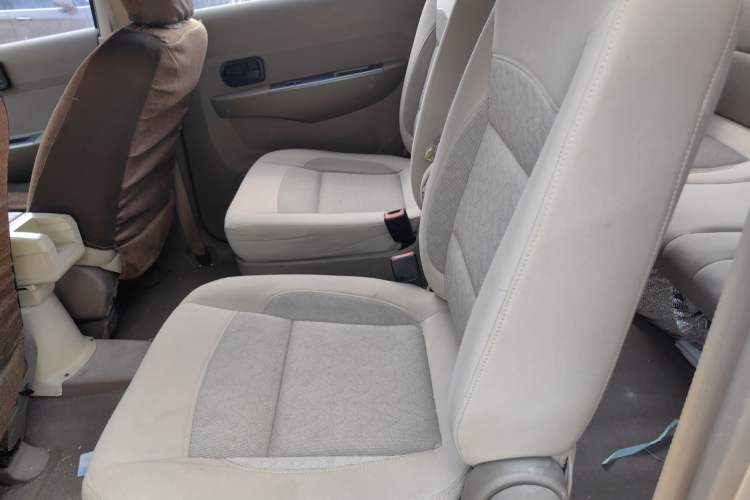 Used Wuling Hongguang 2010 1.2L Standard Version China IV Left Rear Seat
