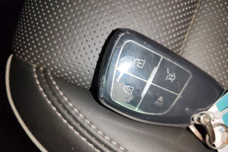 Used Buick Envision 2023 Encore S 552T Two-Wheel Drive Luxury Model
