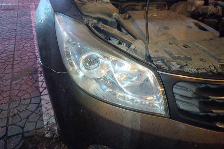 Used Haima S7 2013 2.0L Automatic ZhiZhen Version
