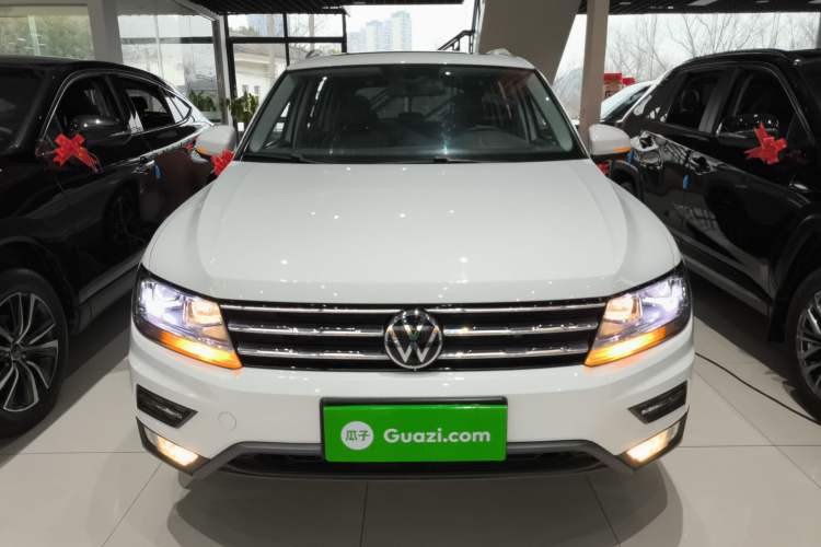 Used Volkswagen Tiguan L 2021 330TSI Automatic Two-Wheel Drive Smart Edition
