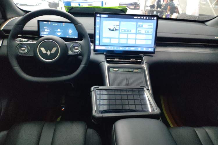 Used Wuling Xingguang S 2024 130 km Flagship Version Center Console