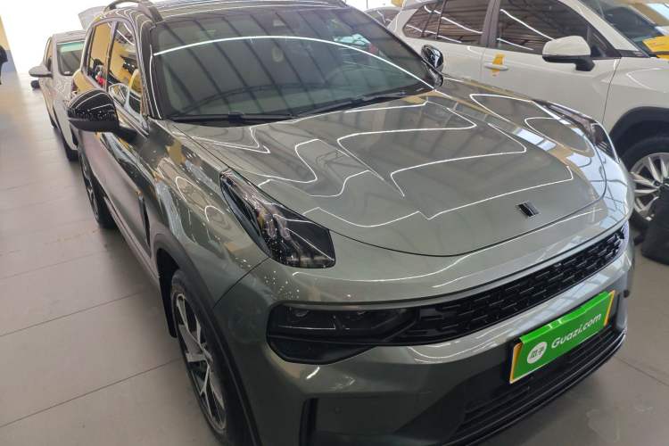 Used Lynk & Co 01 2021 2.0TD Four-Wheel Drive Hype-Halo Front Right 45 Deg