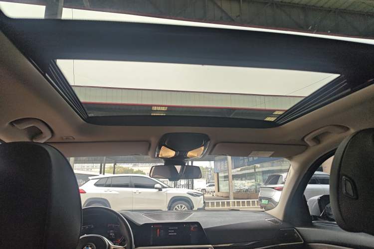 Used BMW 3 Series 2021 Second Facelift 325Li M Sport Package
